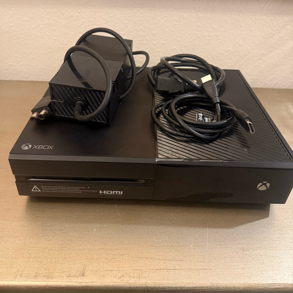 XBOX One Gaming Console